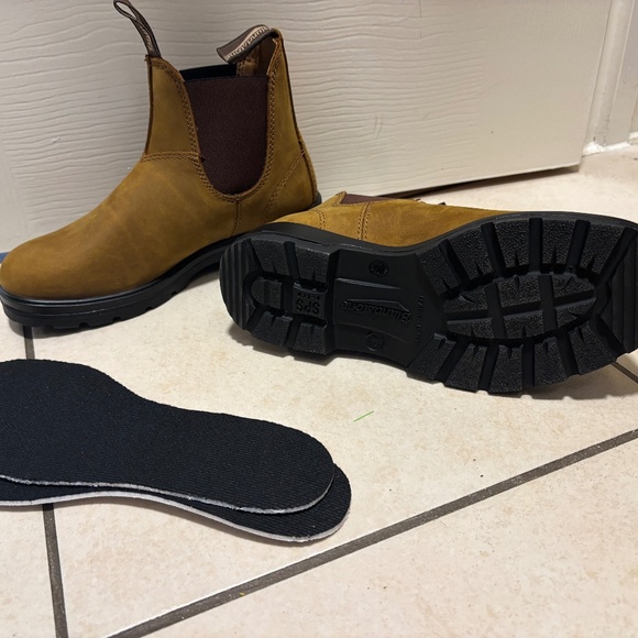 Blundstone classic 4.5UK (7.5 US) boot - Picture 1 of 2